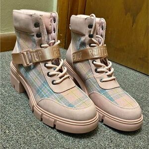 Women's Pink Plaid Ankle Boots New WO Tags